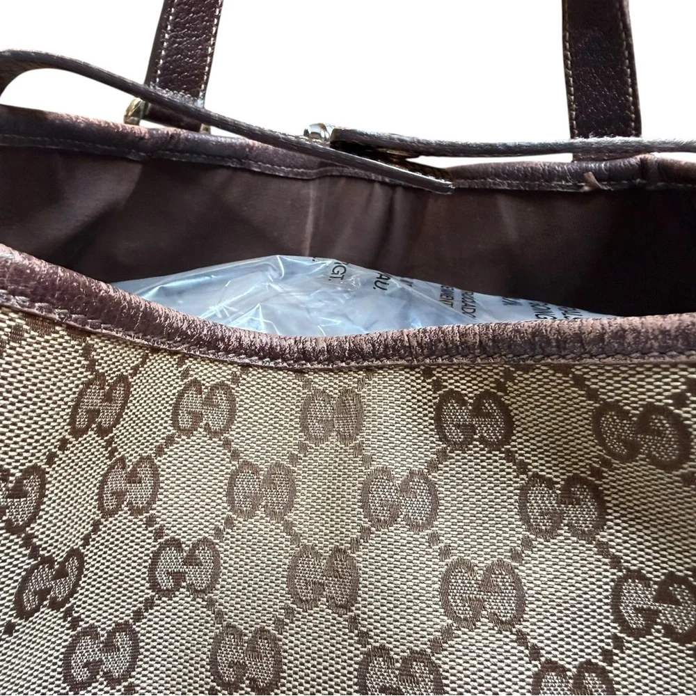 Gucci GG Canvas Brown Leather Trim Shoulder Tote Bag Gold-tone Hardware - Picture 5 of 13